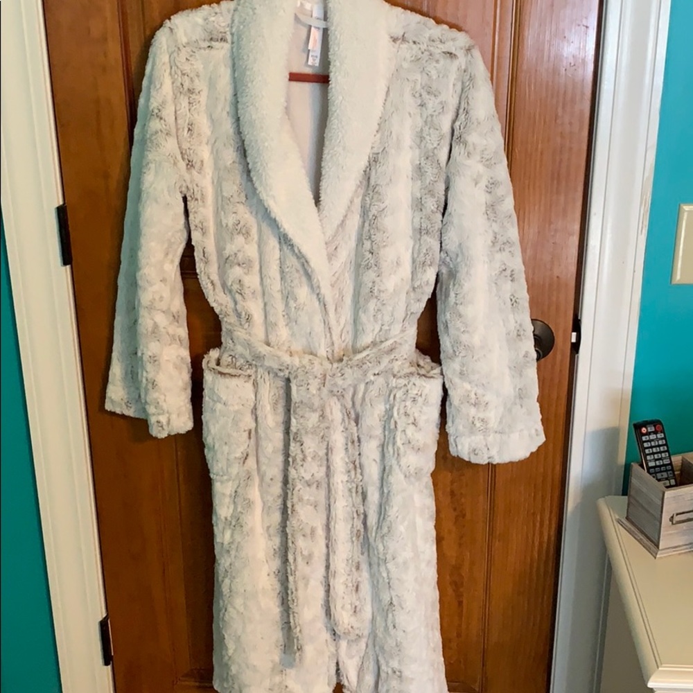 Almost new size XS/S robe from Target